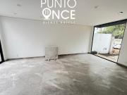 CASA NUEVA EN CONDOMINIO EN COYOACAN CON JARDIN Y ROOF...