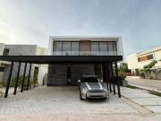 Casa nueva en esquina en Lagos del Sol / New home on a...