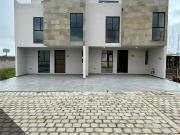 CASA NUEVA EN FRACCIONAMIENTO SIERRA NEGRA