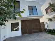 CASA NUEVA EN PARQUES VALLARTA CON VISTAS ESPECTACULARES