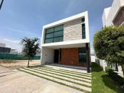 Casa Nueva en Parques Vallarta, Zapopan, Jalisco, México