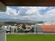 Casa Nueva en Porta Fontana, con gran vista al parque...