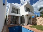 CASA NUEVA EN PRIVADA EN SANTA GERTRUDIS COPO MERIDA