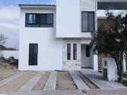 Casa NUEVA en RENTA en Ciudad Maderas, El Marqués, Querétaro