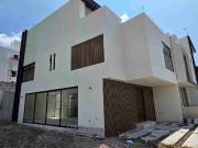 Casa nueva en renta, en esquina, en Residencial...