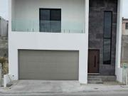 Casa Nueva en Residencial Varena