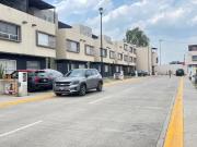Casa nueva en tres niveles, con amenidades, seguridad,...