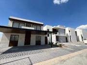 Casa nueva en Velasur, Corregidora Queretaro