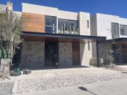 Casa nueva en venta acabados premium en Altozano Querétaro