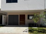 CASA NUEVA EN VENTA BOSQUES VALLARTA ZAPOPAN JALISCO