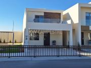 CASA NUEVA EN VENTA CAMINO A ESCUDERO Y VILLARREAL...