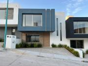 CASA NUEVA EN VENTA CAÑADAS DEL BOSQUE, ACABADOS DE LUJO...