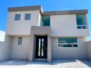 CASA NUEVA EN VENTA COLINAS DE JURIQUILLA SEGURIDAD 4...