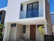 Casa nueva en venta con Roof Garden, Capital Norte,...