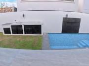 Casa nueva en venta con roof garden y alberca en...