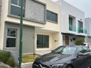 CASA NUEVA EN VENTA COTO LOS ALMENDROS