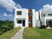 Casa nueva en venta de 2 plantas en fraccionamiento...