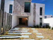 Casa Nueva EN VENTA de 3 recanaras en Fraccionamiento la...