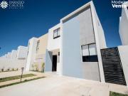 Casa nueva en venta de dos niveles en Ciudad Caucel...