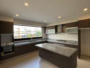 Casa nueva en venta en Barranca del Refugio al Norte de...