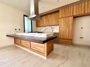 CASA NUEVA EN VENTA en Bosques de Breda, en la zona sur... CASA NUEVA EN VENTA en Bosques de Breda, en la zona sur...