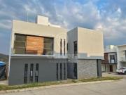 Casa Nueva en Venta en Capital Norte / Valle Imperial,...