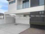 Casa nueva en venta en Condesa Rejón
