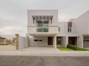 CASA NUEVA EN VENTA EN CONDOMINIO BENEVETA, LA VISTA...