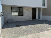 Casa nueva en venta en condominio en San Isidro Juriquilla