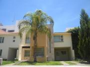 CASA NUEVA EN VENTA EN COTO PRIVADO AL PONIENTE DE AGS