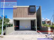 CASA NUEVA EN VENTA EN COTO PRIVADO BONATERRA,...