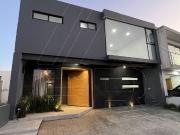 Casa nueva en venta en Coto Privado – La Cima