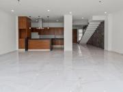 Casa nueva en venta en Fluvial, Puerto Vallarta, alberca...