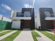 Casa Nueva en Venta en Fraccionamiento BARRIO CASCATTA,...