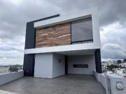 CASA NUEVA EN VENTA EN FRACCIONAMIENTO RÍO ALTOZANO MORELIA