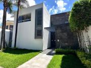 CASA NUEVA EN VENTA EN JARDINES DEL CAMPESTRE LEÓN GTO