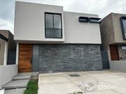 CASA NUEVA EN VENTA EN JURIQUILLA