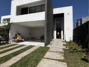 CASA NUEVA EN VENTA EN LA CAMPI?A CON REC?MARA EN PLANTA...