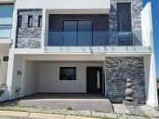 CASA NUEVA EN VENTA EN LOMAS DE ANGELOPOLIS, PUEBLA...