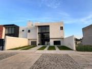 Casa NUEVA en VENTA en LOMAS DE CORTES, CUERNAVACA