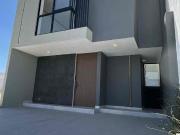 Casa NUEVA en VENTA en Mayorazgo