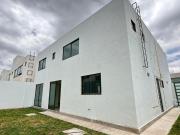 Casa Nueva en Venta en Metepec, cerca de Tollocan y Av....