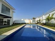 Casa NUEVA en VENTA en Paraiso Country Club, Morelos