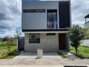 Casa nueva en venta en Parques Vallarta dentro de coto