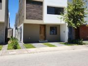 Casa Nueva en Venta en Parques Vallarta en Zapopan