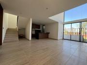 CASA NUEVA EN VENTA en Rinconada de Santa Fe, con 3...