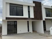 CASA NUEVA EN VENTA EN RINCONADA SANTA FE II CERCA DEL...