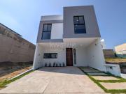 Casa nueva en venta en Senderos de Monteverde – 3...