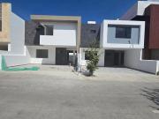 CASA NUEVA EN VENTA EN SIERRA NOGAL 4 RECAMARAS