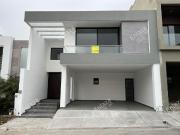 Casa en Venta en Valle de Cristal Sector Obsidiana